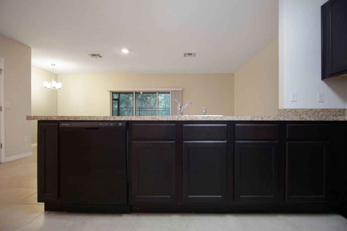 Townhouse for rent at 467 Arbor Lakes Dr, Davenport, FL 33896