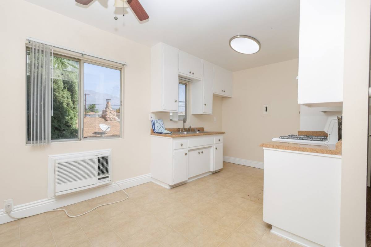 Apartment for rent at 630 & 638 Silverwood, Upland, CA 91786