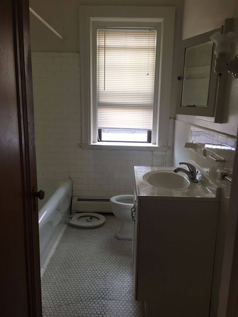 Apartment for rent at 90-96 Livingston St, New Haven, CT 06511