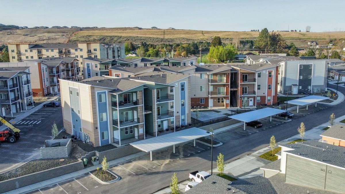 Apartment for rent at 7942 W 10th Ave, Kennewick, WA 99336
