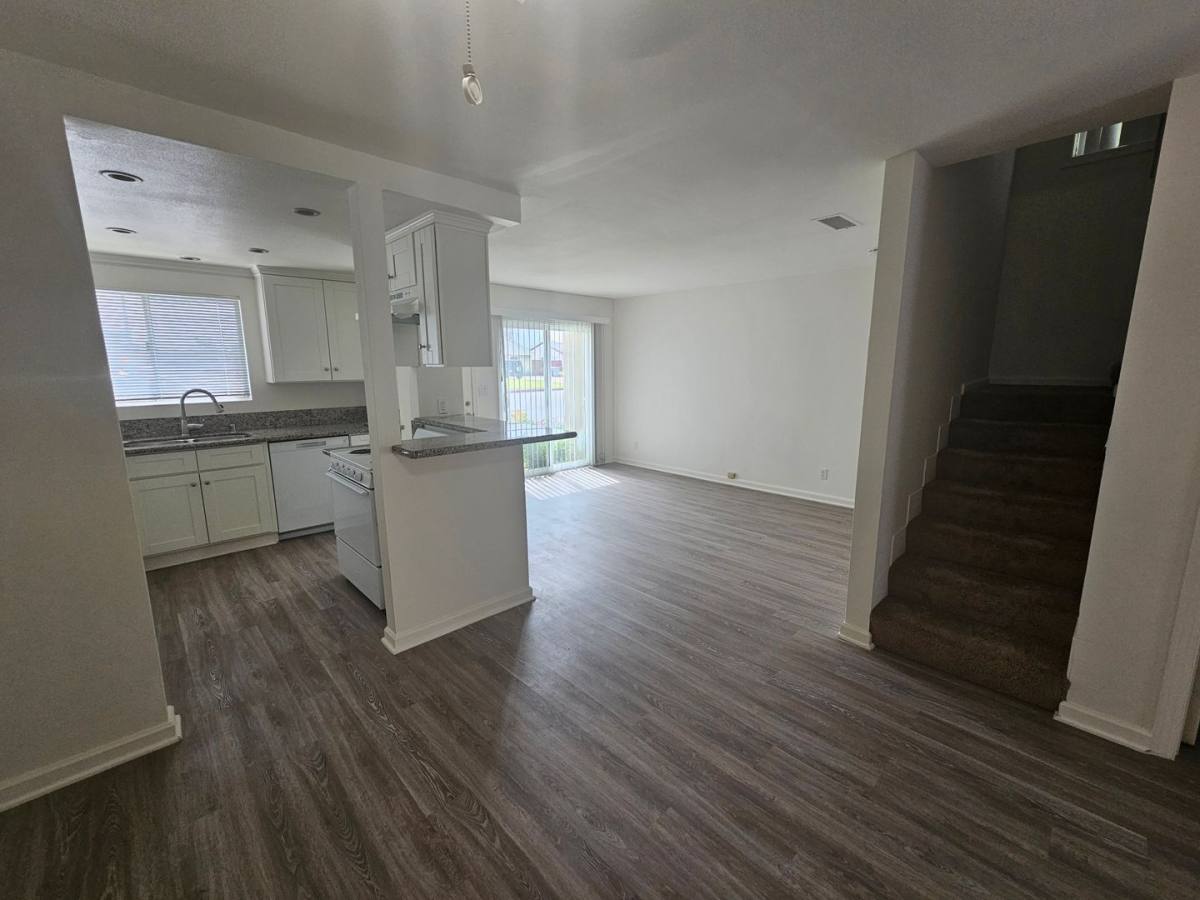 Apartment for rent at 9951 Holder St, Cypress, CA 90630