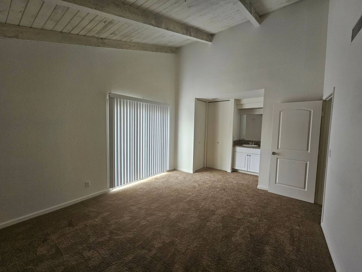 Apartment for rent at 9951 Holder St, Cypress, CA 90630
