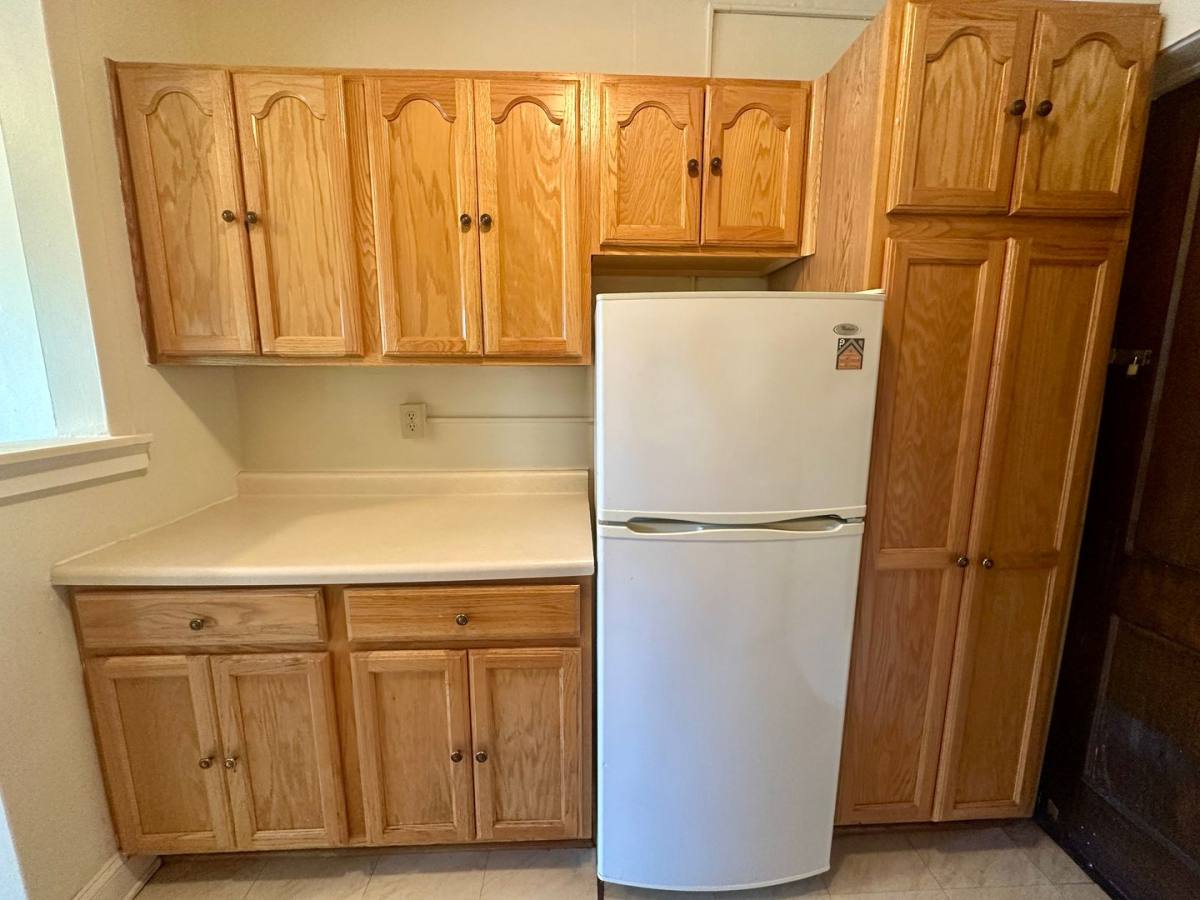 Apartment for rent at 1725 E Park Place, Milwaukee, WI 53211