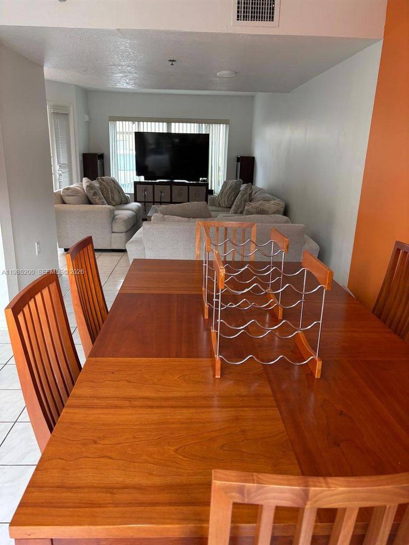 House for rent at 133 Riviera Circle, Fort Lauderdale, FL 33326