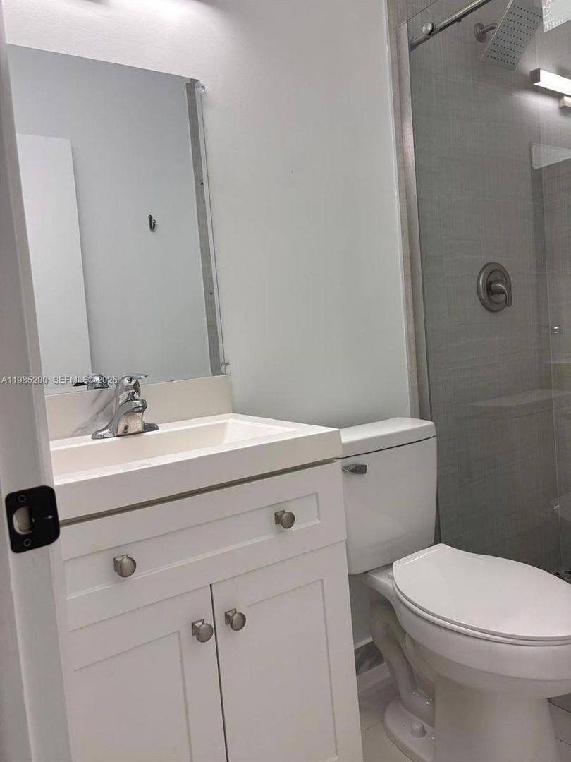 House for rent at 133 Riviera Circle, Fort Lauderdale, FL 33326