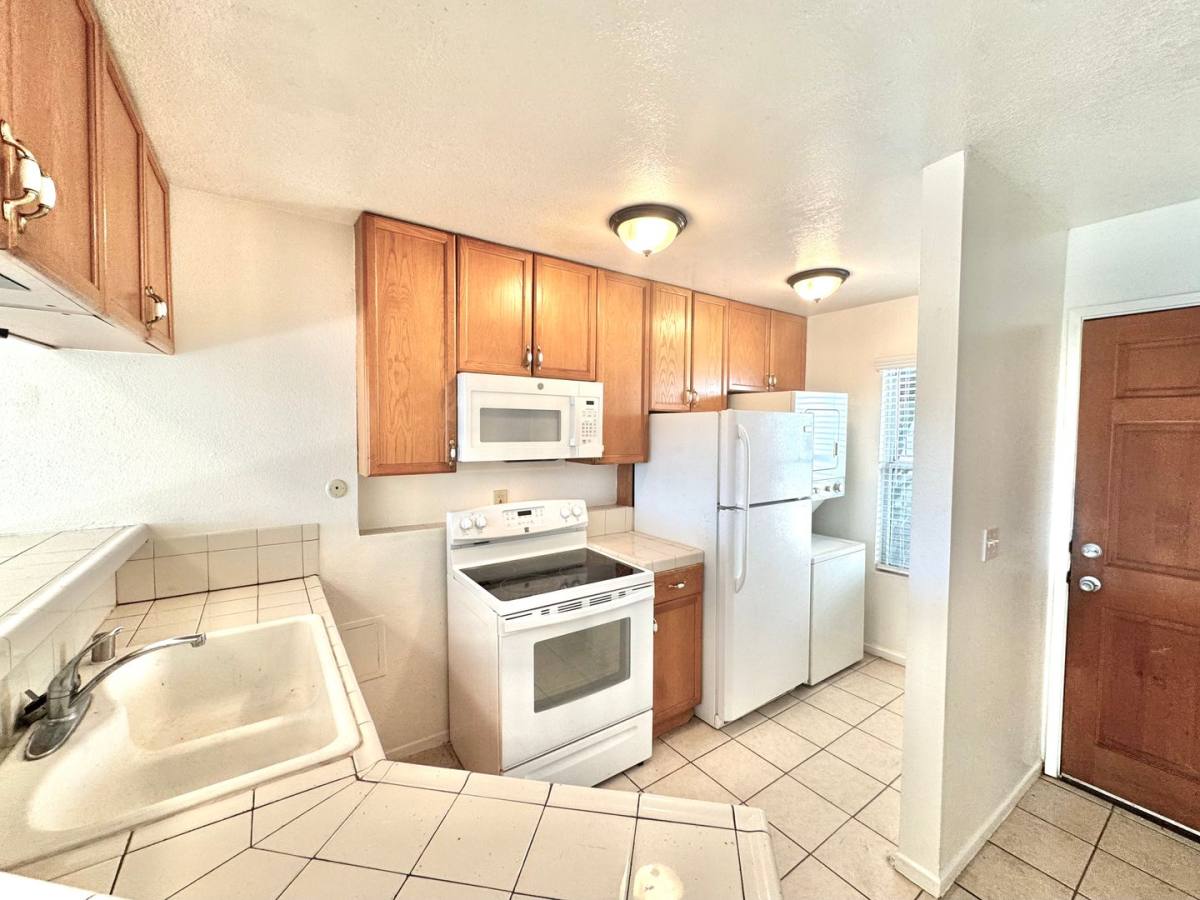 Apartment for rent at 8110 Lemon Grove Way, Lemon Grove, CA 91945