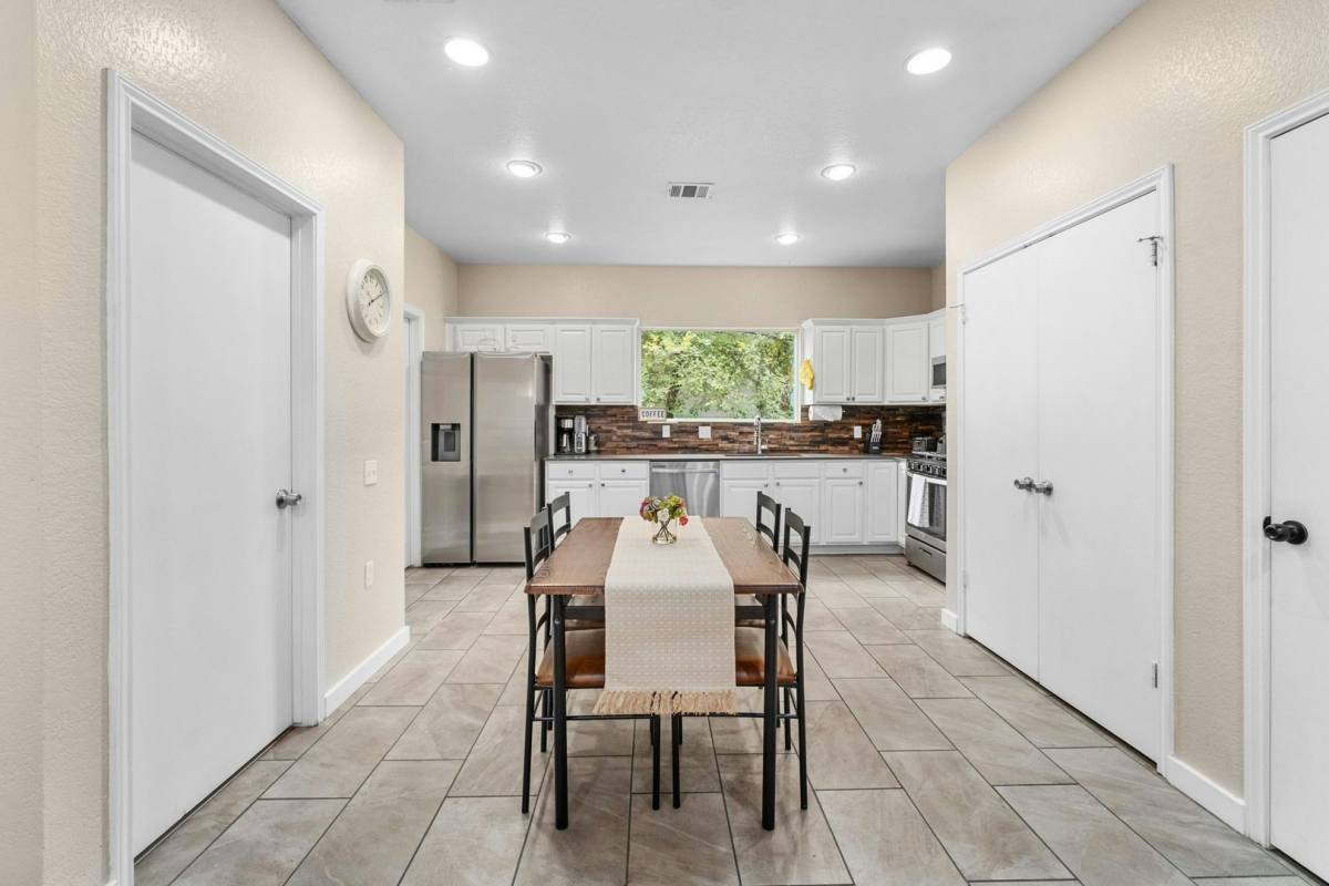 Townhouse for rent at 2917 E 16th St #A, Austin, TX 78702