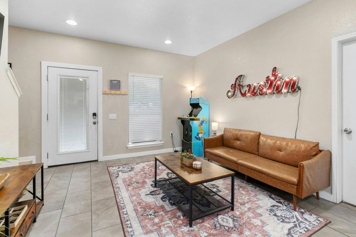 Townhouse for rent at 2917 E 16th St #A, Austin, TX 78702
