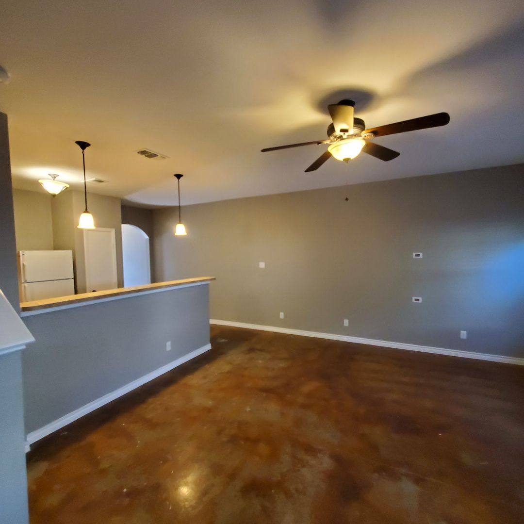 Townhouse for rent at 7811 Kingsbury Way, San Antonio, TX 78240