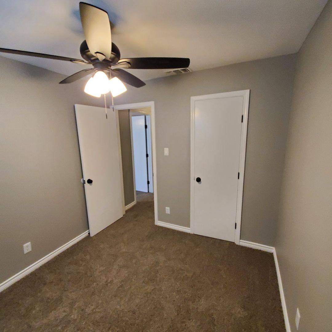Townhouse for rent at 7811 Kingsbury Way, San Antonio, TX 78240