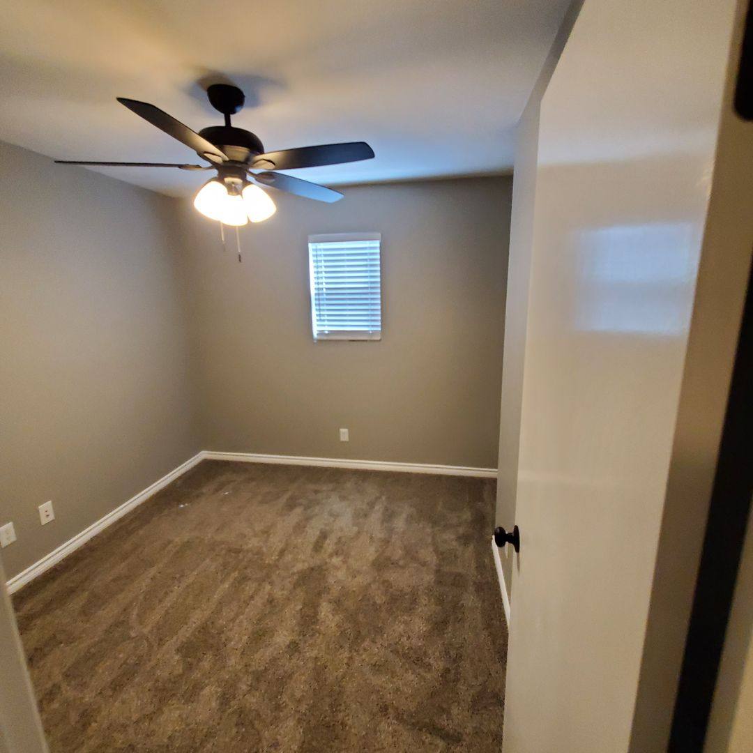 Townhouse for rent at 7811 Kingsbury Way, San Antonio, TX 78240