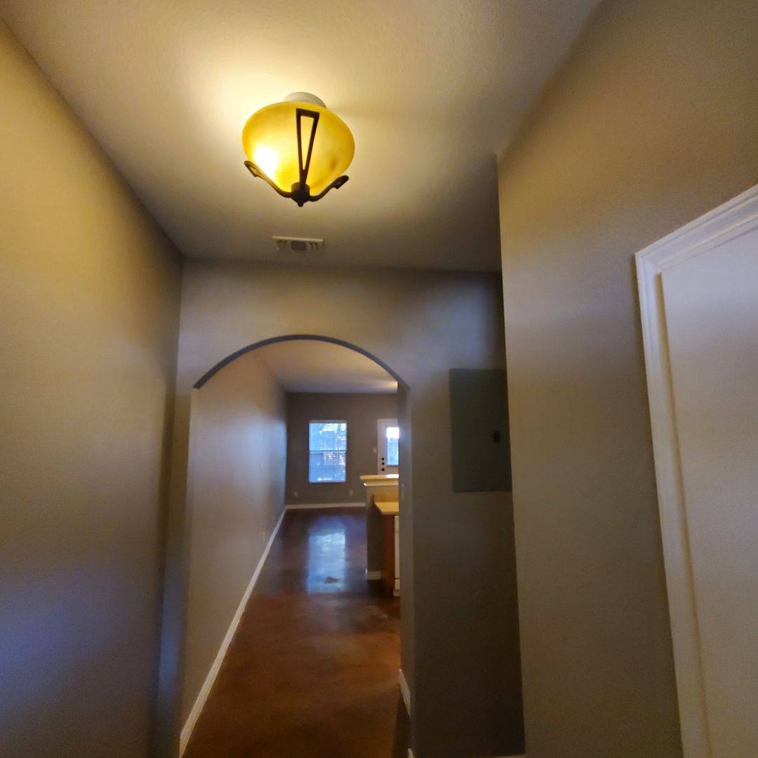 Townhouse for rent at 7811 Kingsbury Way, San Antonio, TX 78240