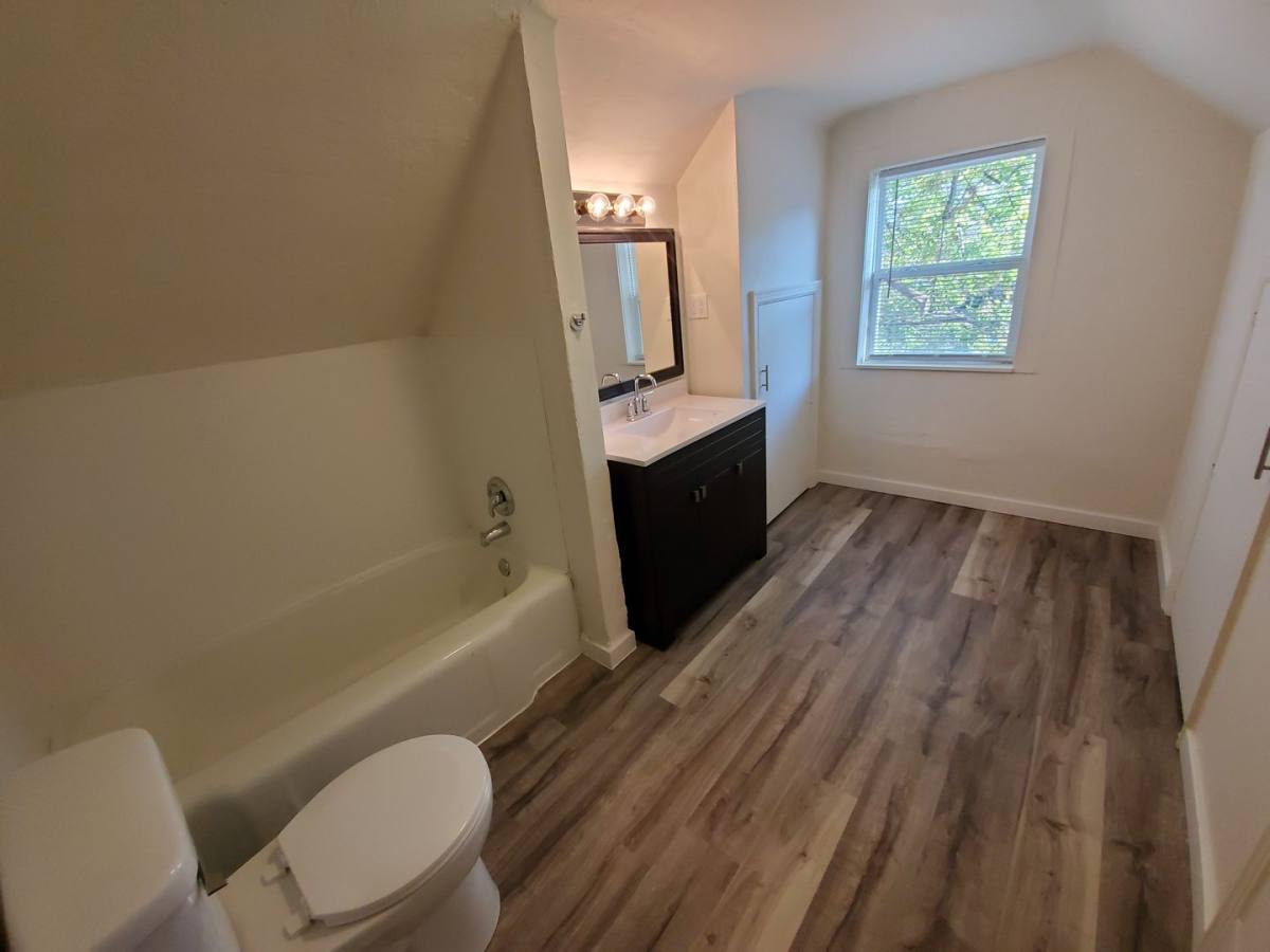 House for rent at 715 Chicago St, Green Bay, WI 54301
