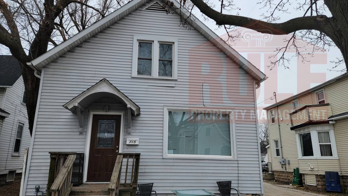 House for rent at 715 Chicago St, Green Bay, WI 54301