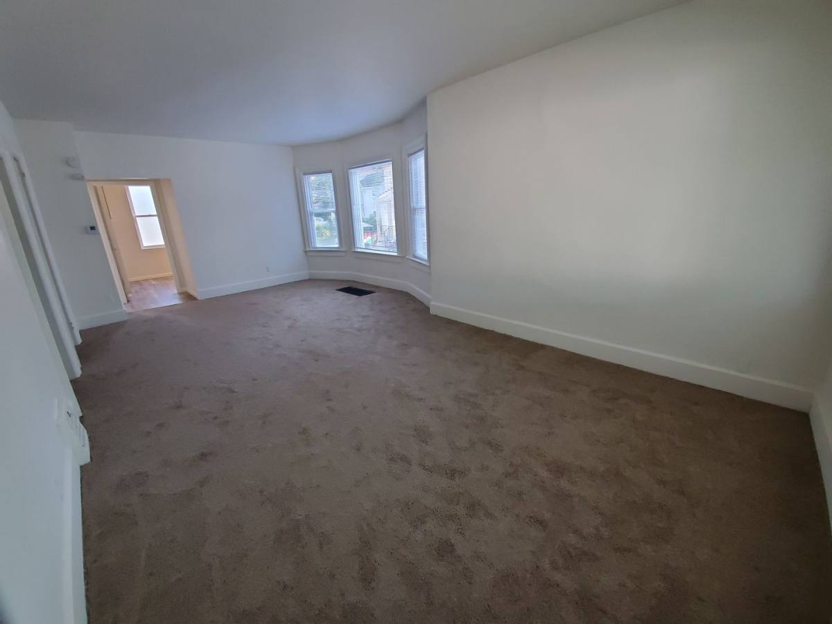 House for rent at 715 Chicago St, Green Bay, WI 54301