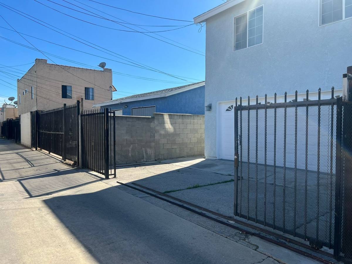 House for rent at 1454 Gaviota Ave, Long Beach, CA 90813