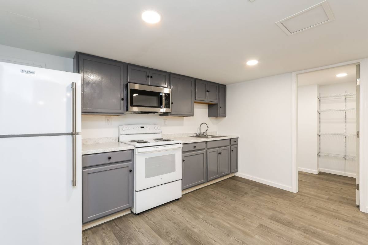 400 W Bridge St, Morrisville, PA 19067 - Apartment for Rent - Image 2