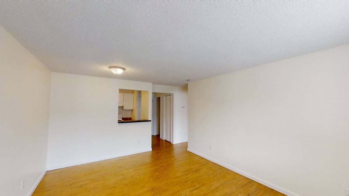 Apartment for rent at 837 SW Tyler St, Topeka, KS 66612