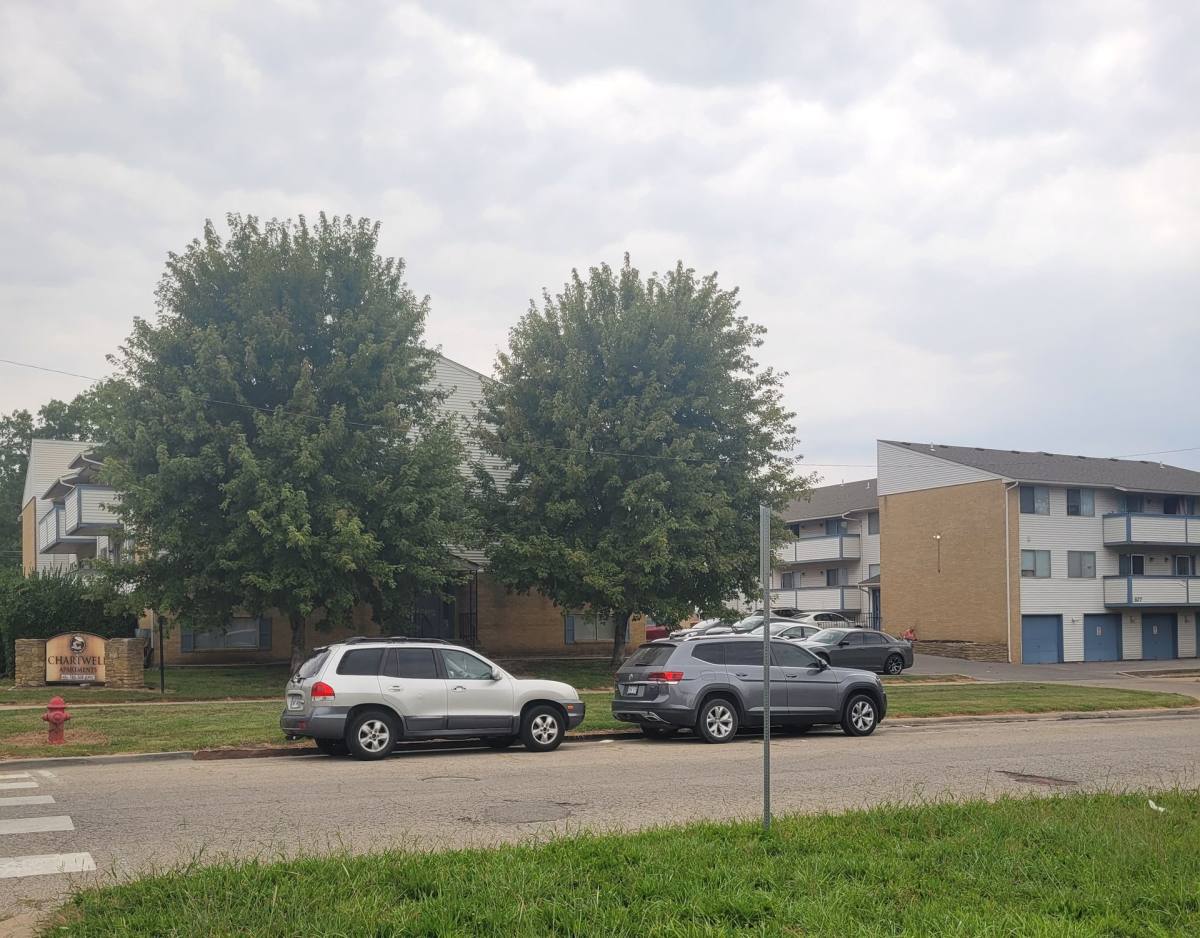 Apartment for rent at 837 SW Tyler St, Topeka, KS 66612