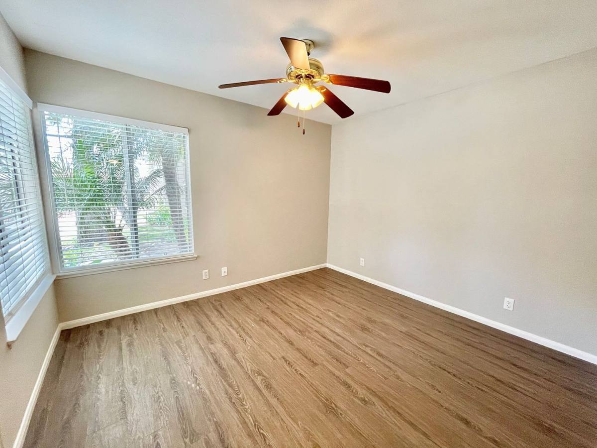 Townhouse for rent at 1271 Prairie Dog Circle, Ventura, CA 93003