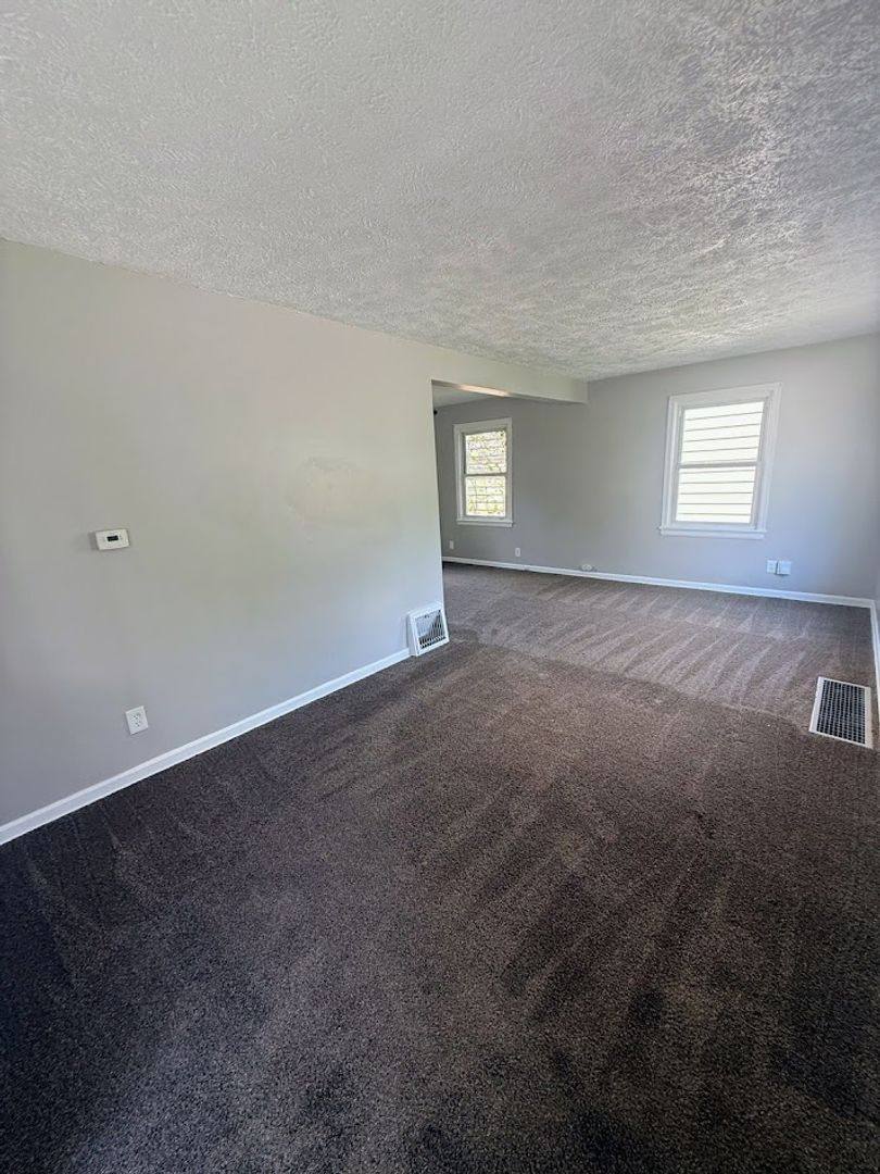 464 Keck Ave, Akron, OH 44305 - House for Rent - Image 3
