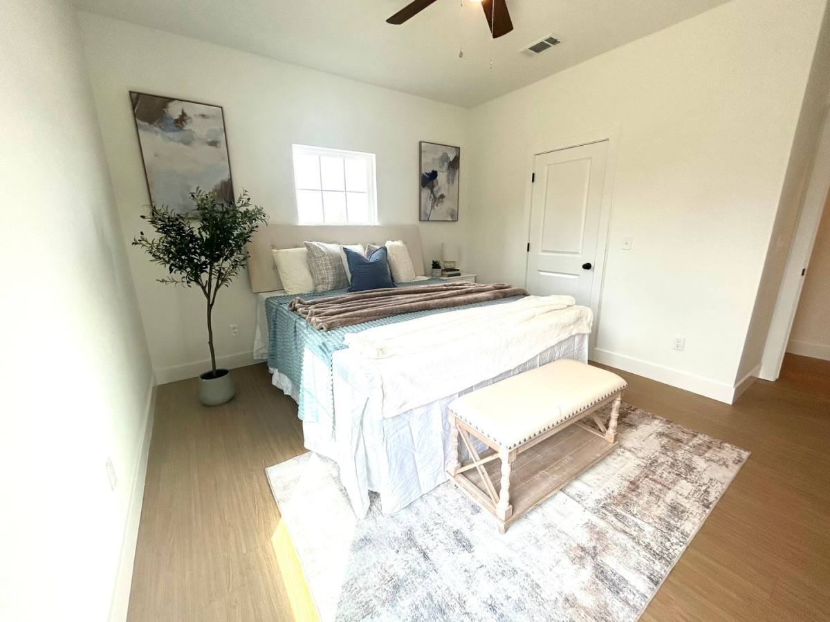 Apartment for rent at 1792 Riverview Dr, Elkins, AR 72727