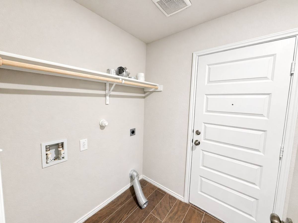 House for rent at 2432 Ayers Dr, Seguin, TX 78155