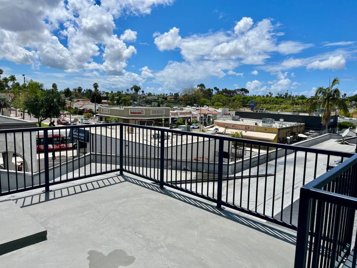 Apartment for rent at 4118 Adams Ave #9, San Diego, CA 92116