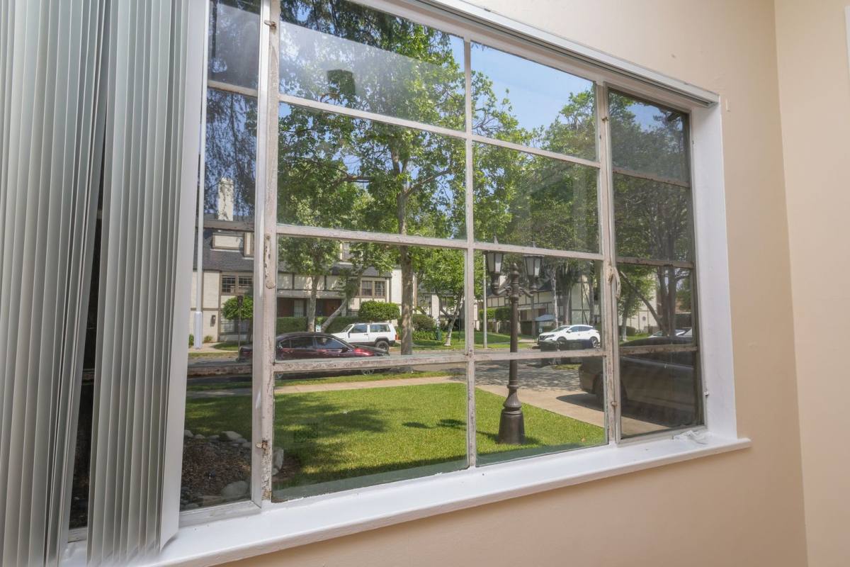 Apartment for rent at 1022 Euclid Ave, Ontario, CA 91762