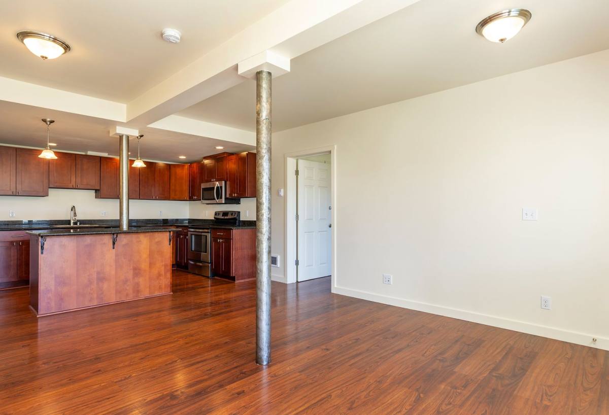 Apartment for rent at 3405 14th Ave W, Seattle, WA 98119
