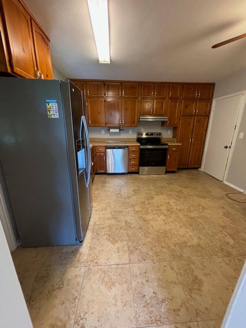 House for rent at 5321 Rollins Ave, Jacksonville, FL 32207