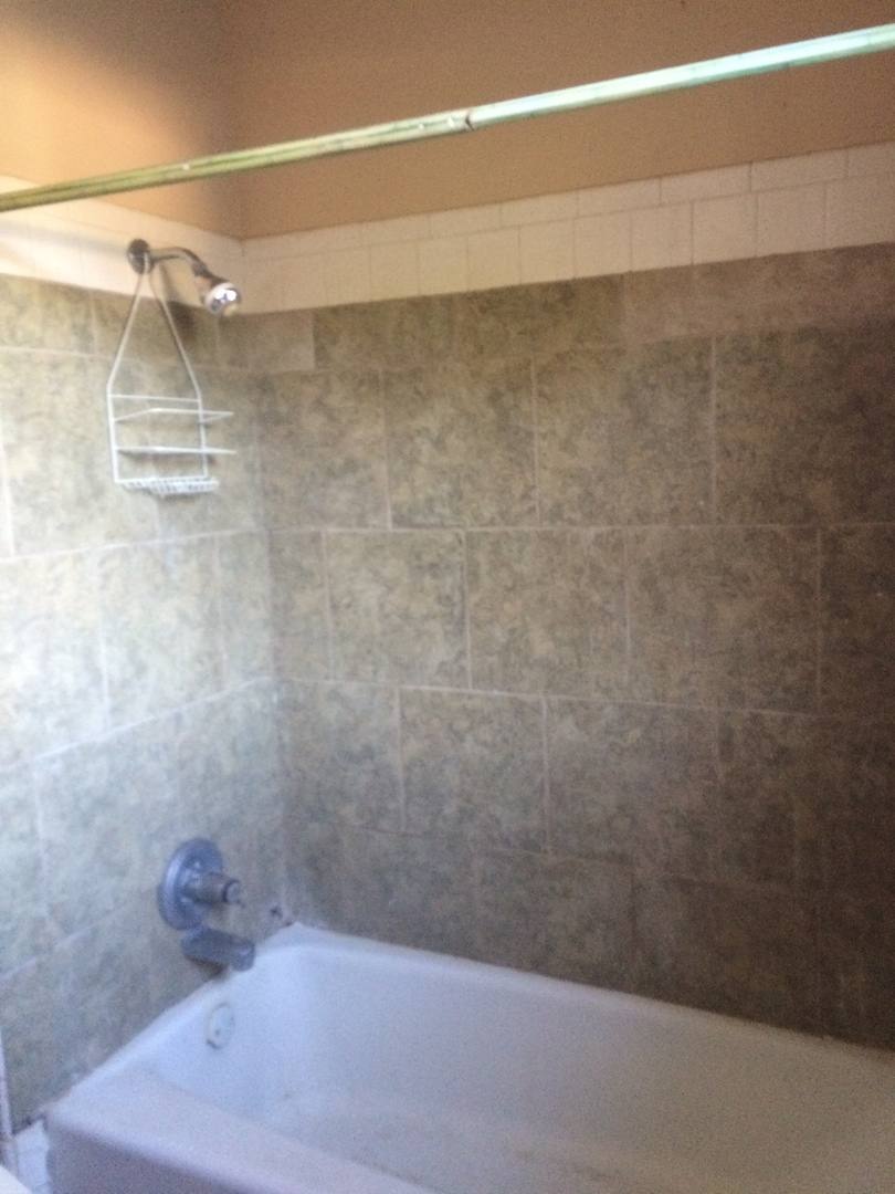 1110 5th St SW, Willmar, MN 56201 - Apartment for Rent - Image 4