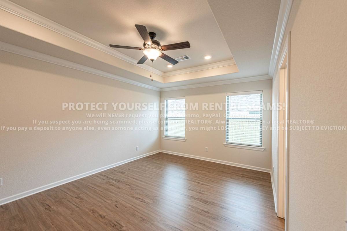 House for rent at 142 N Broyles Ave, Fayetteville, AR 72704