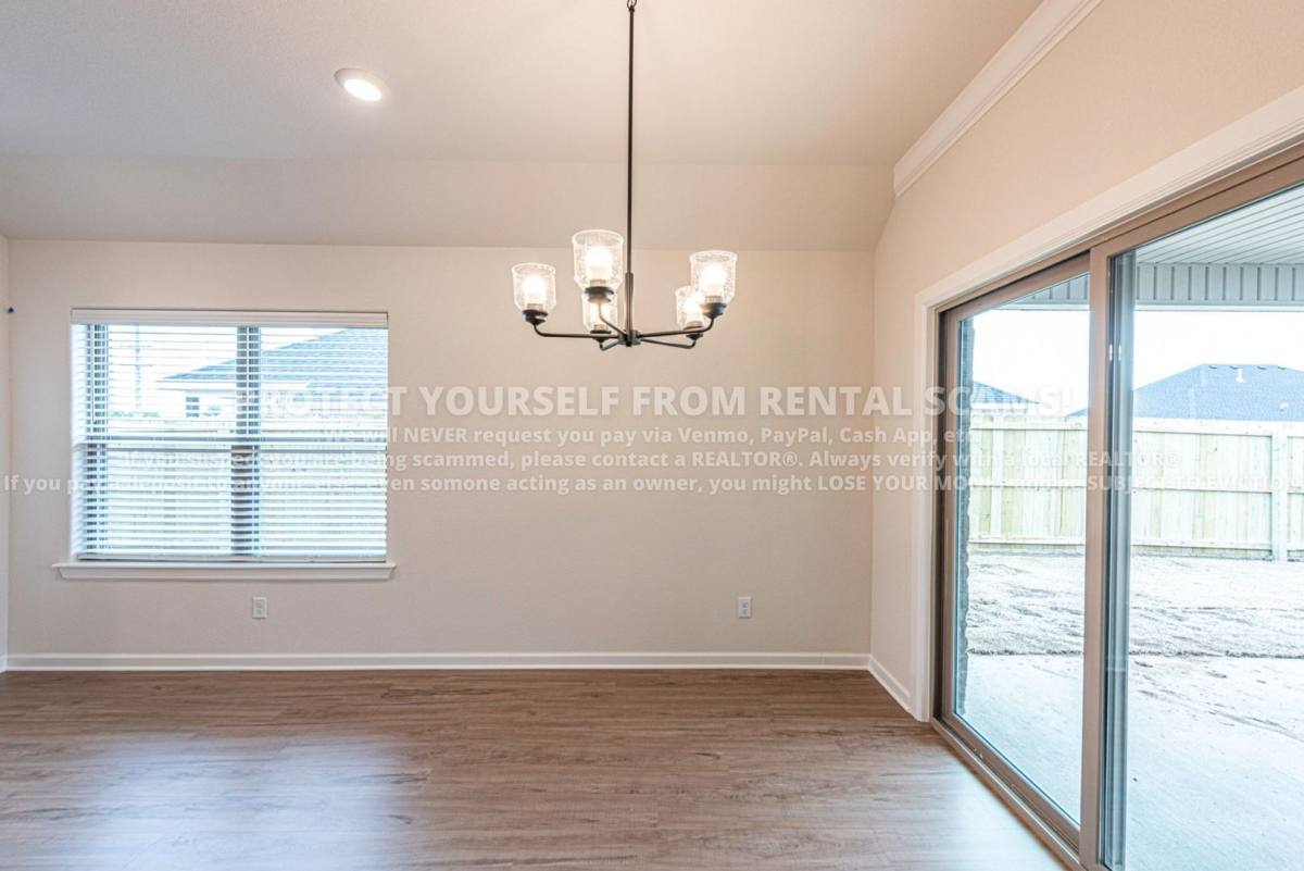 House for rent at 142 N Broyles Ave, Fayetteville, AR 72704