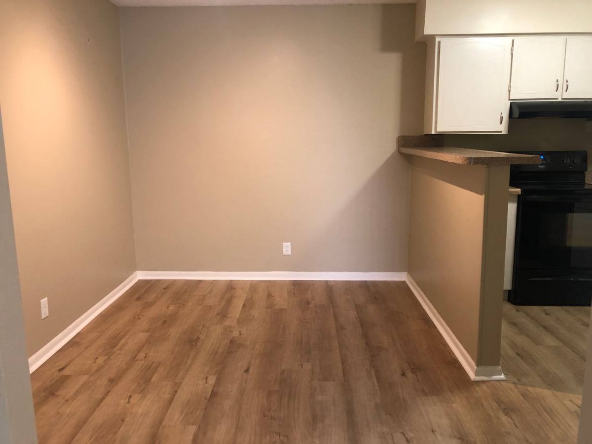 Apartment for rent at 5920 Reeds Rd, Mission, KS 66202