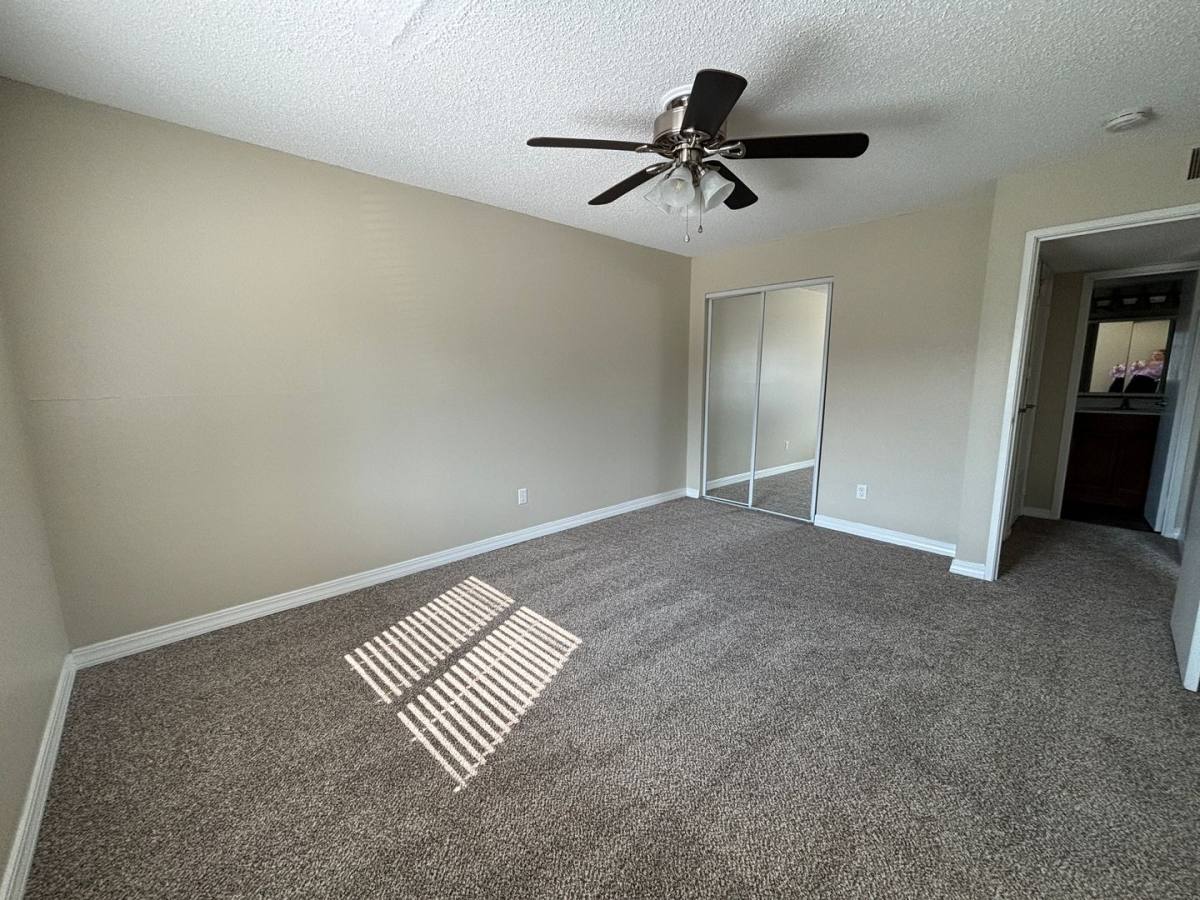 Apartment for rent at 5907 Reeds Rd, Mission, KS 66202