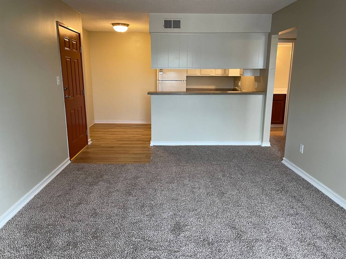 Apartment for rent at 5907 Reeds Rd, Mission, KS 66202