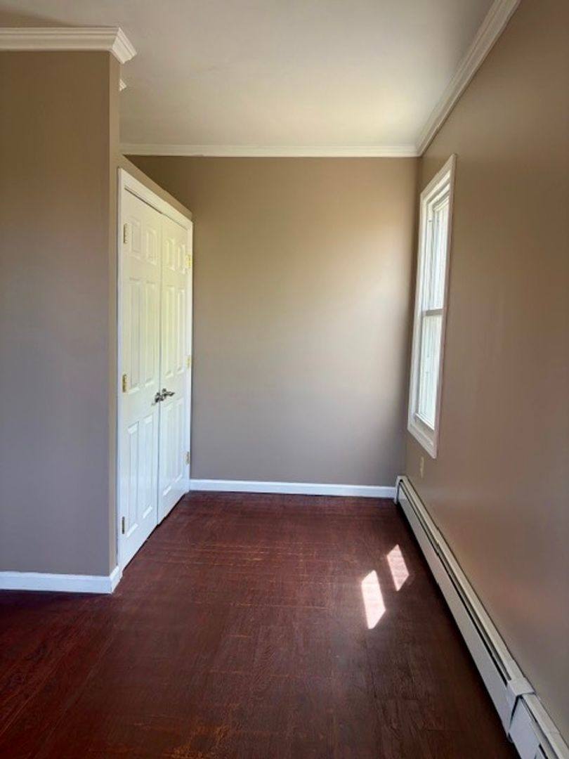 Apartment for rent at 5 Oak St, Meriden, CT 06450
