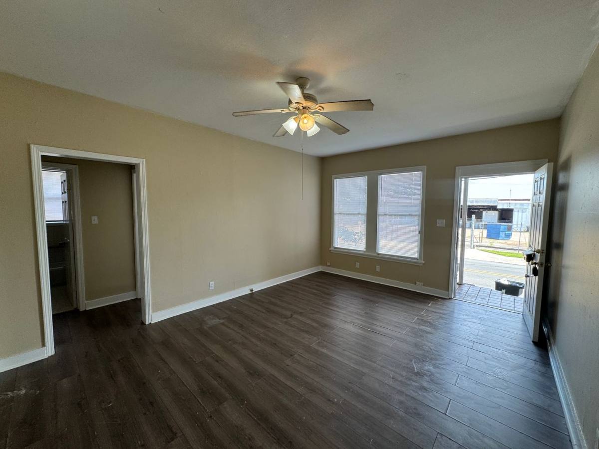 Apartment for rent at 402 Egan, Shreveport, LA 71101