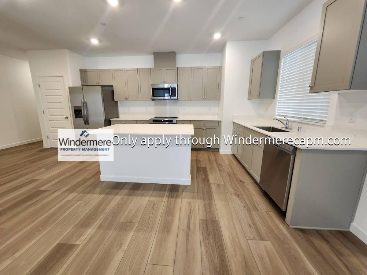 House for rent at 8403 Sinesky Way, Elk Grove, CA 95757