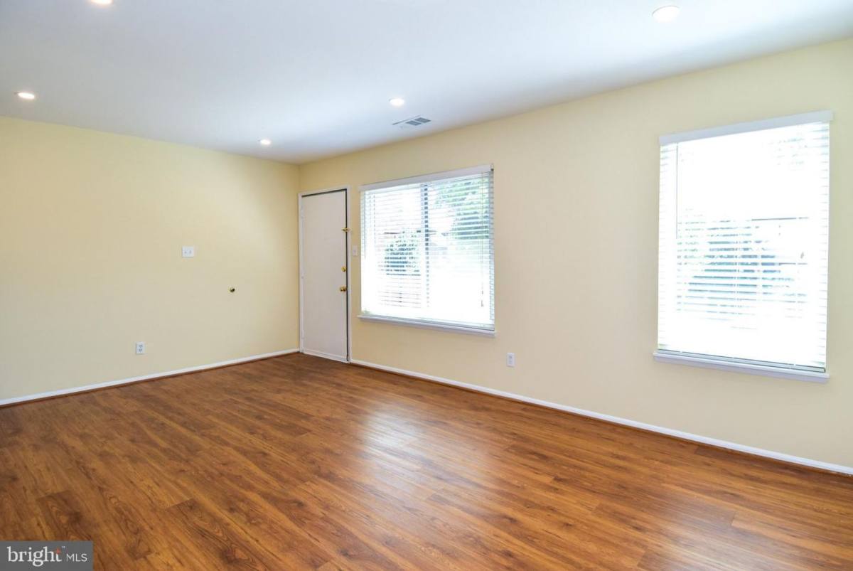 Condo for rent at 1809 Westwind Way, McLean, VA 22102