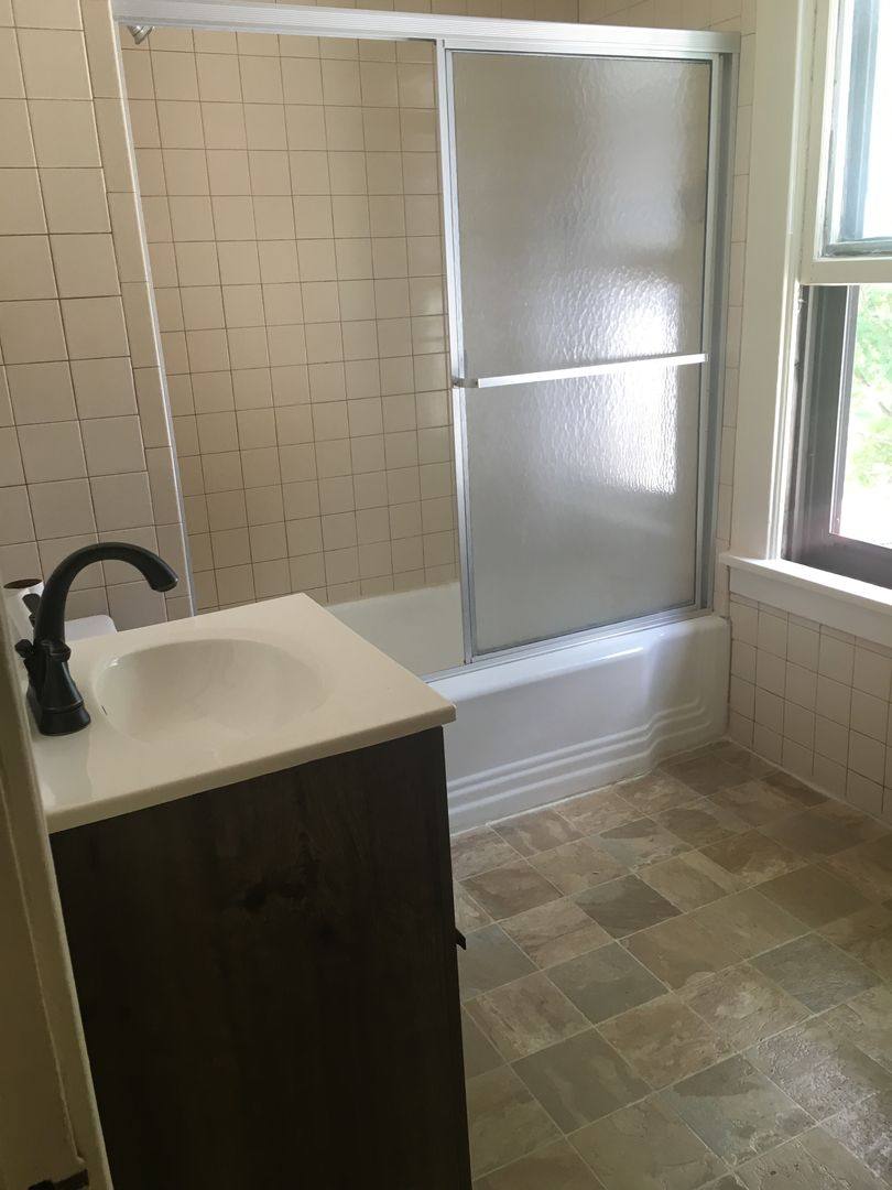 Apartment for rent at 502 N State St, Ann Arbor, MI 48104