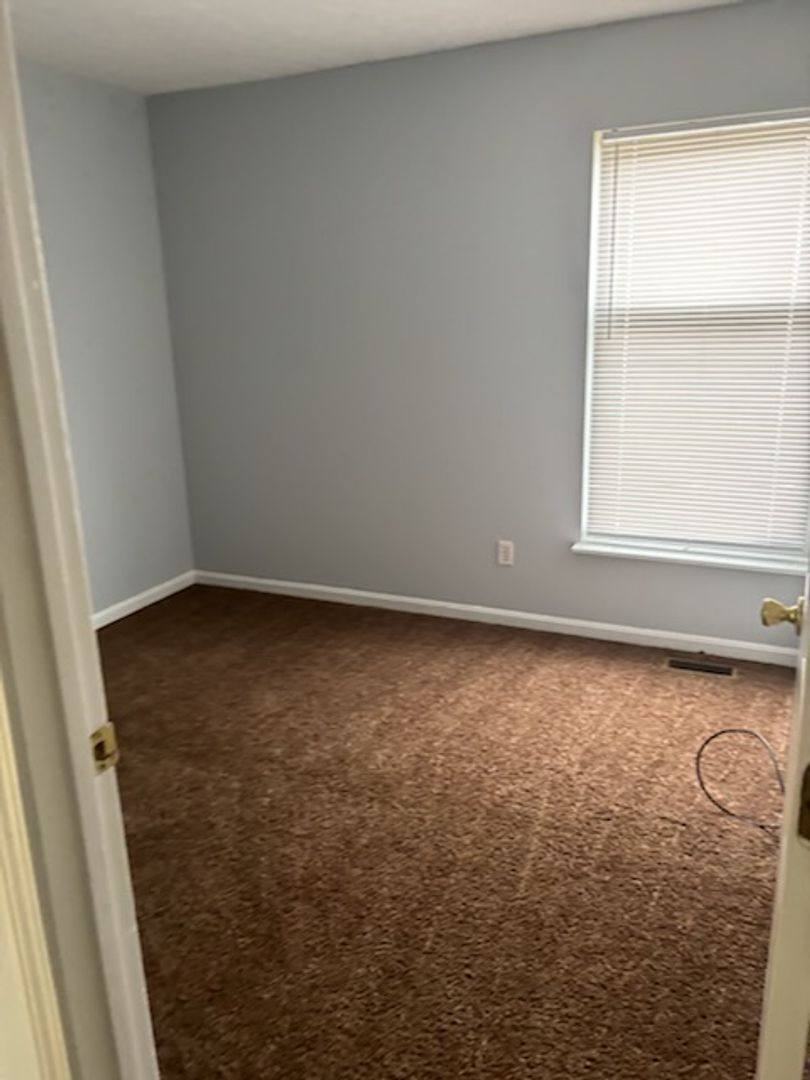 House for rent at 2512 Cedar St, Louisville, KY 40212