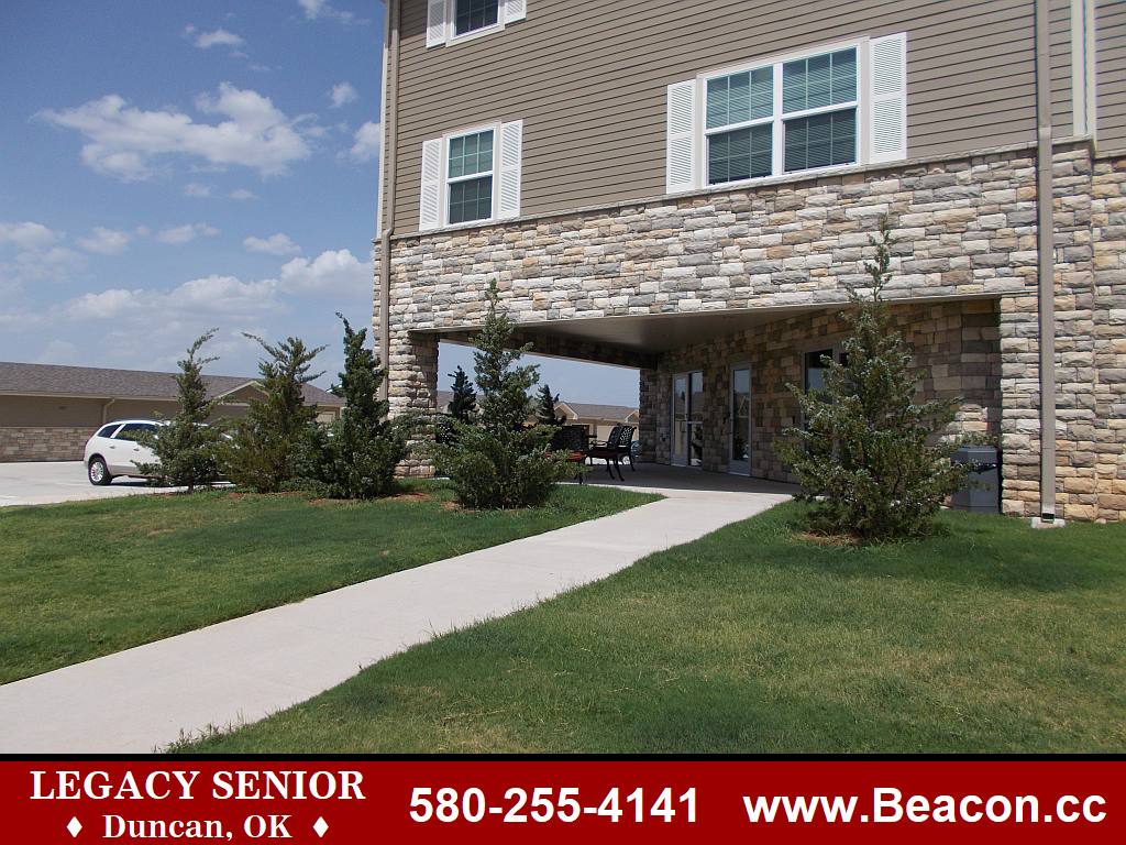 Apartment for rent at 1745 W Legacy Dr, Duncan, OK 73533