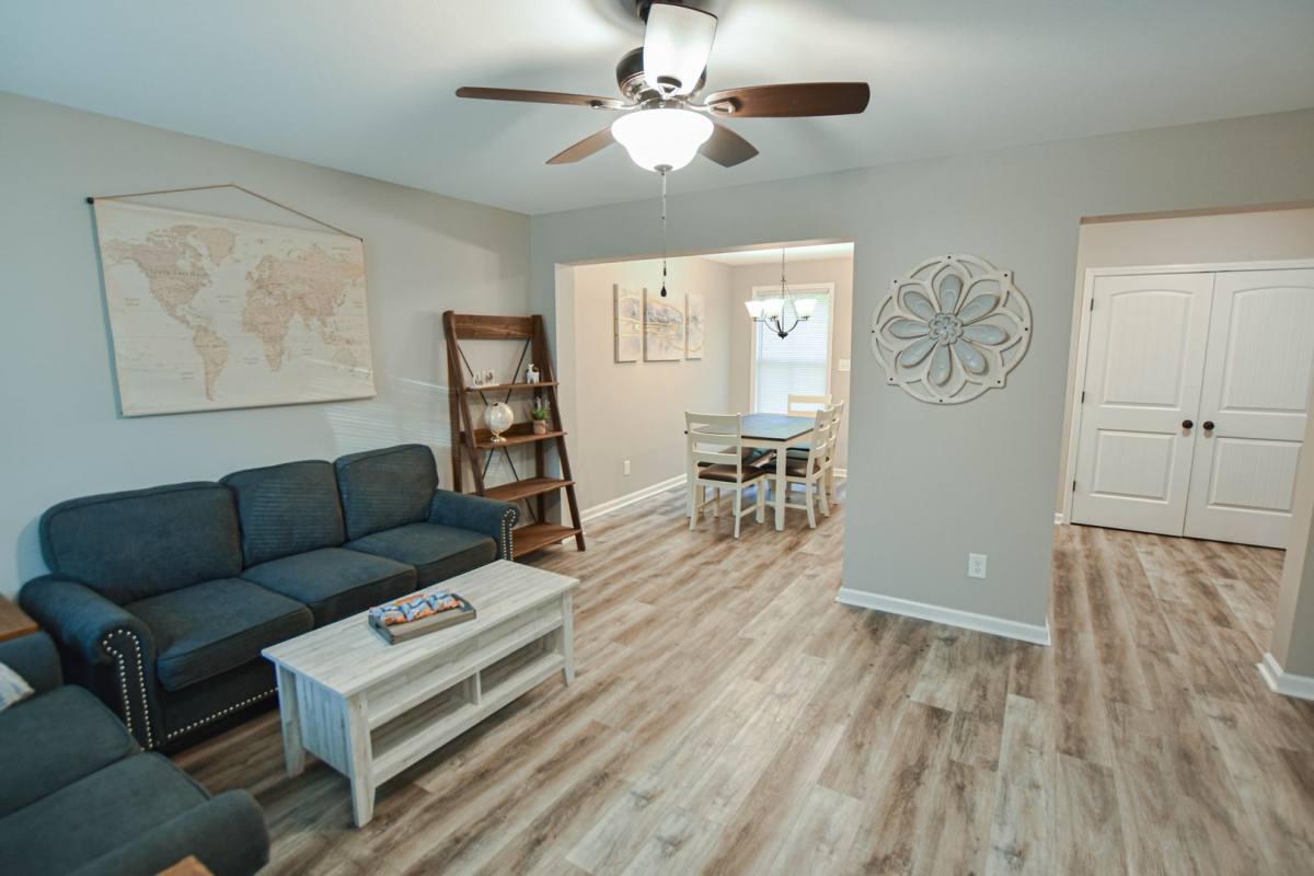 Apartment for rent at 219 Smithson Lane, Clarksville, TN 37040