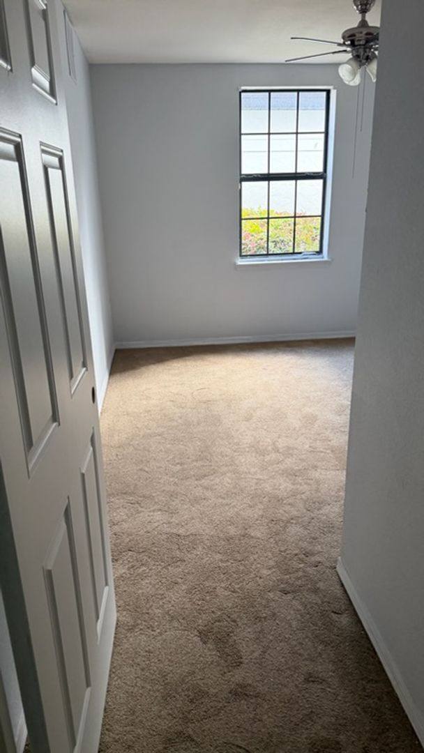 Condo for rent at 5550 E Michigan St, Orlando, FL 32822