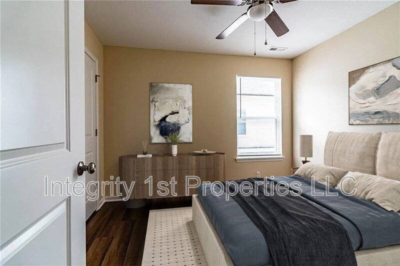 Townhouse for rent at 1514 Park Ave #B, Warrensburg, MO 64093