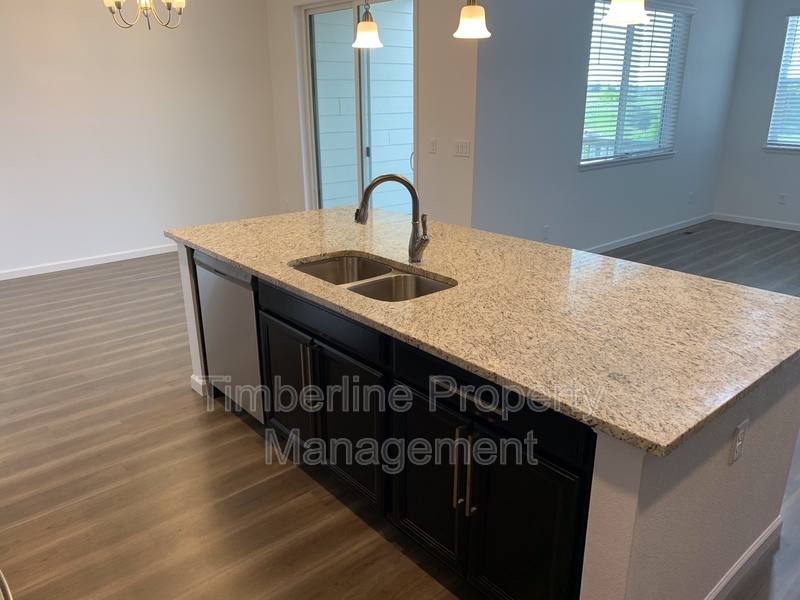 Townhouse for rent at 811 Marine Corps Dr, Monument, CO 80132