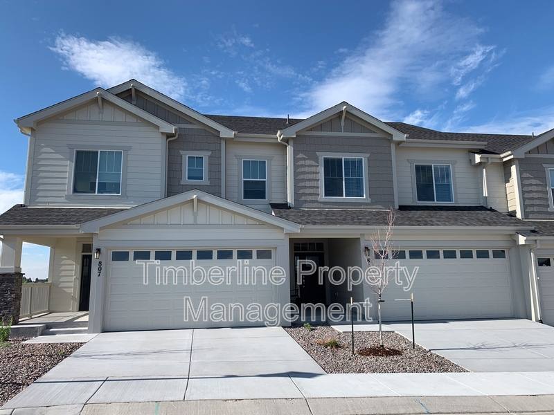 Townhouse for rent at 811 Marine Corps Dr, Monument, CO 80132