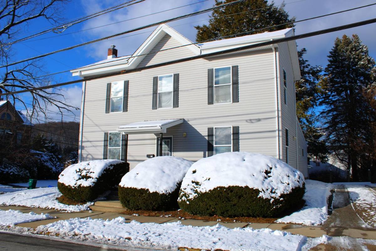 House for rent at 975 Church St, Indiana, PA 15701